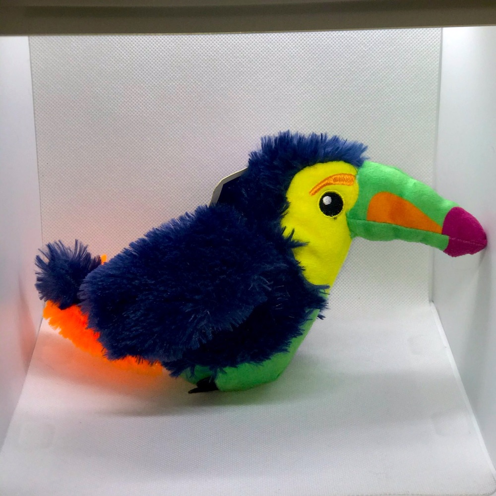 NWT TOP PAW TROPICAL BIRD Squeaks soft fabric TOY